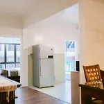 Petronella Apartment A1 Marina Court